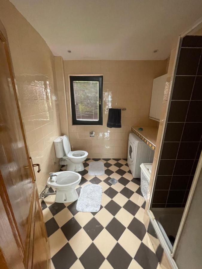 Casa Gialla Free Parking Sarajevo Luaran gambar