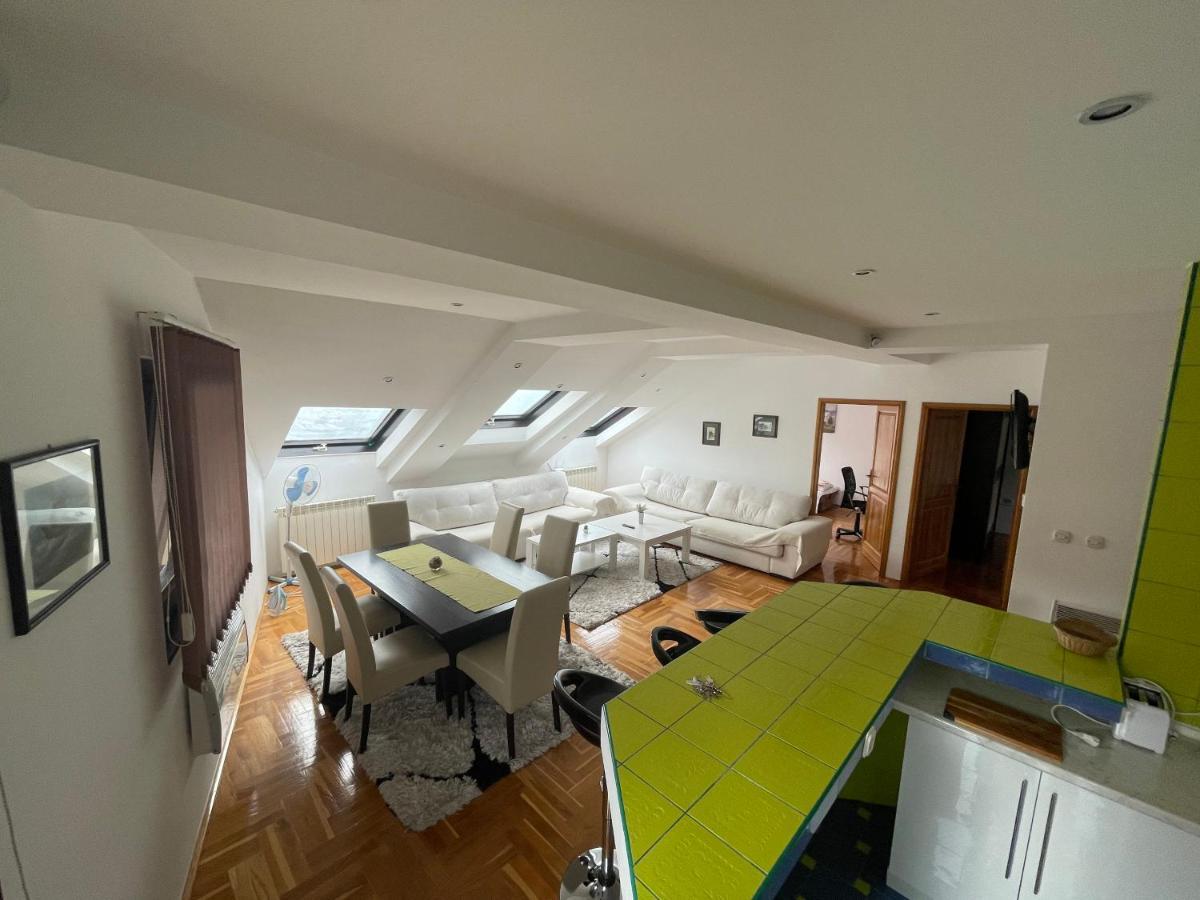 Casa Gialla Free Parking Sarajevo Luaran gambar